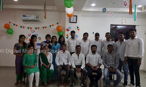 Digital Marketing Studio - Job Training in Prasad Mangal Karyalya Road, Nashik