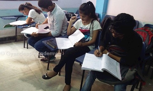 Gyandeep Academy - School Tuitions in Laxmi Nagar, Delhi