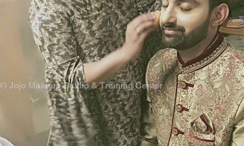 Jojo Makeup Studio & Training Center - Job Training in Patni Pura, Indore