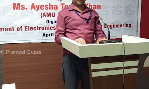 Pramod Gupta - School Tuitions in Gamma II, Greater Noida