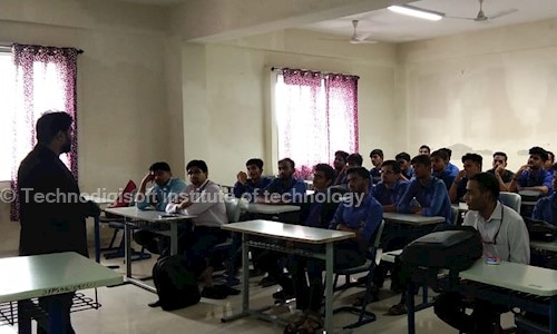 Technodigisoft institute of technology - Job Training in Shivaji Nagar, Pune