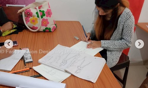 Fast Fashion Designing Institute - Job Training in Madhav Club Road, ujjain