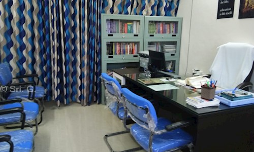 Sri. G.. Naryana IIT-medical Academy - School Tuitions in Attapur, Hyderabad