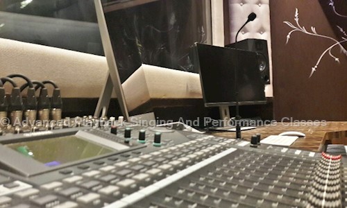 Advanced Playback Singing And Performance Classes - Job Training in Civil Lines, Allahabad