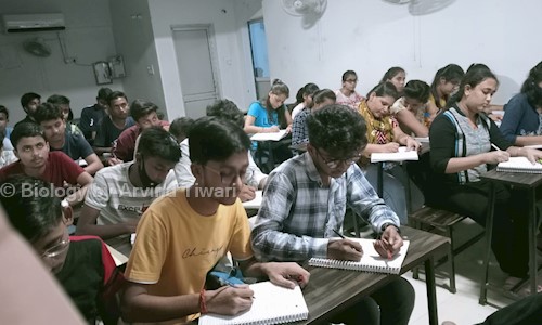 Biology by Arvind Tiwari - School Tuitions in Boring Road, Patna