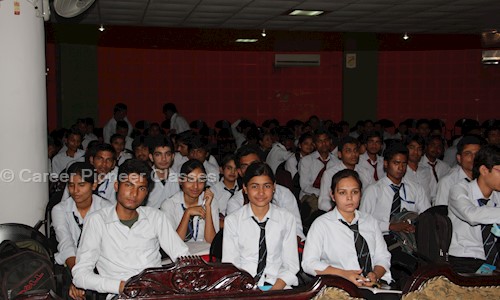 Career Pioneer Classes - School Tuitions in Crossings Republik, Ghaziabad