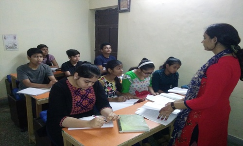 Chanakya Academy - School Tuitions in Shahdara, Delhi