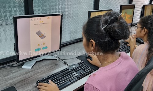 Creative Design & Multimedia Institute - Job Training in Madhumati Colony, Navsari