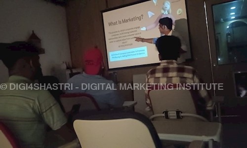 DIGI4SHASTRI - DIGITAL MARKETING INSTITUTE - Job Training in Lajpat Nagar IV, Delhi