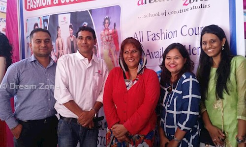Dream Zone ... school of creative studies - Interior Designers & Decorators in Station Road, Sikar
