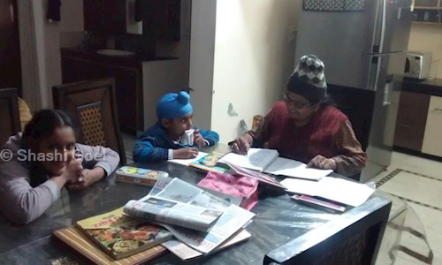 Shashi Goel - School Tuitions in Pakhowal Road, Ludhiana