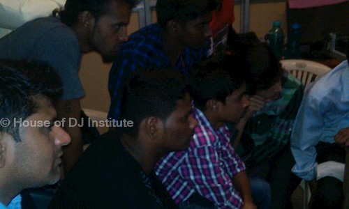 House of DJ Institute - Job Training in Jogeshwari East, Mumbai