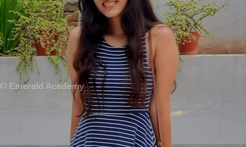 Emerald Academy - School Tuitions in Ambawadi, Ahmedabad
