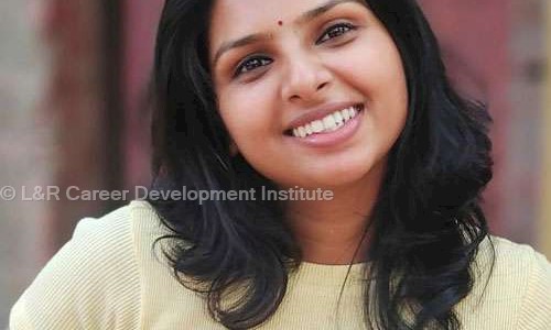 L&R Career Development Institute - School Tuitions in Poothole, Thrissur