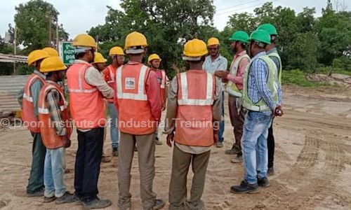 Doon Institute Of Industrial Training - Job Training in Mango, Jamshedpur