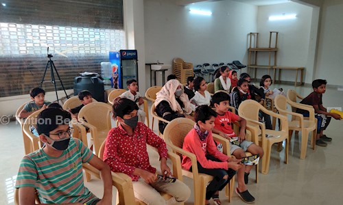 Tuition bees - School Tuitions in Sundarapuram, Coimbatore