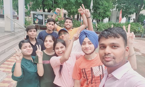 Abhishek Gupta - Commerce Tutor  - Finance & Accounting tuitions in Juhi, Kanpur