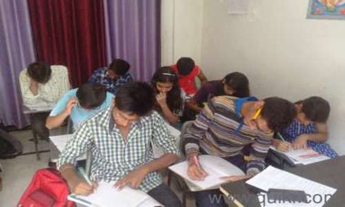 Right Mentor institute - School Tuitions in Sunny Enclave, Kharar