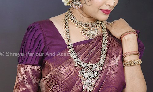 Shreya Parlour And Academy - Job Training in , Bangalore