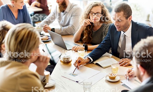 UISS ASssociate - Placement Consultancies in Vasundhara Enclave, Delhi