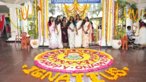 Aarupadai Veedu Medical College And Hospital image