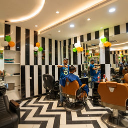 Team at Work of Anokha parlour