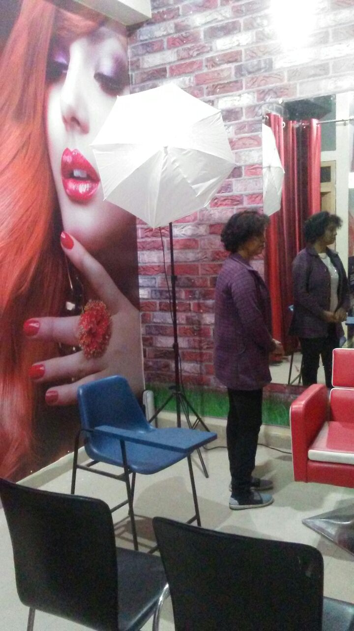 Practical Lab of Diiptie Beauty Parlour Aroma Veda & Beauty Science Institute