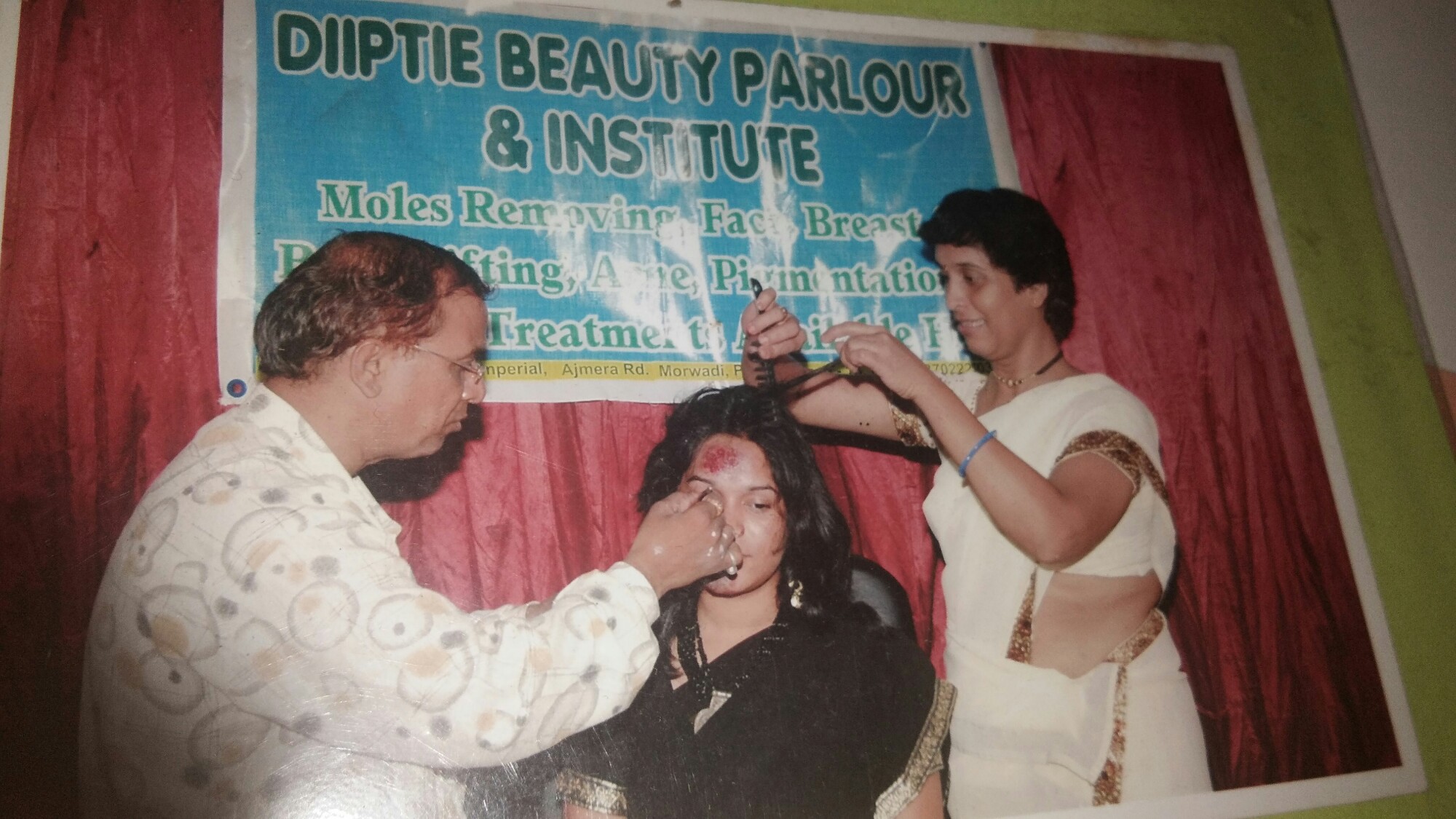 Practical Lab of Diiptie Beauty Parlour Aroma Veda & Beauty Science Institute
