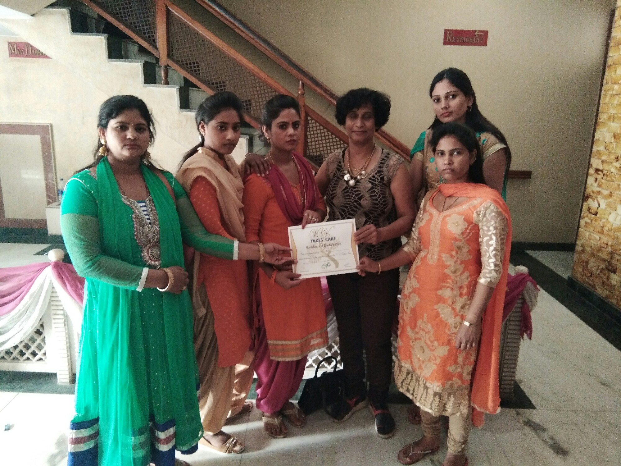 Certificate Distribution of Diiptie Beauty Parlour Aroma Veda & Beauty Science Institute