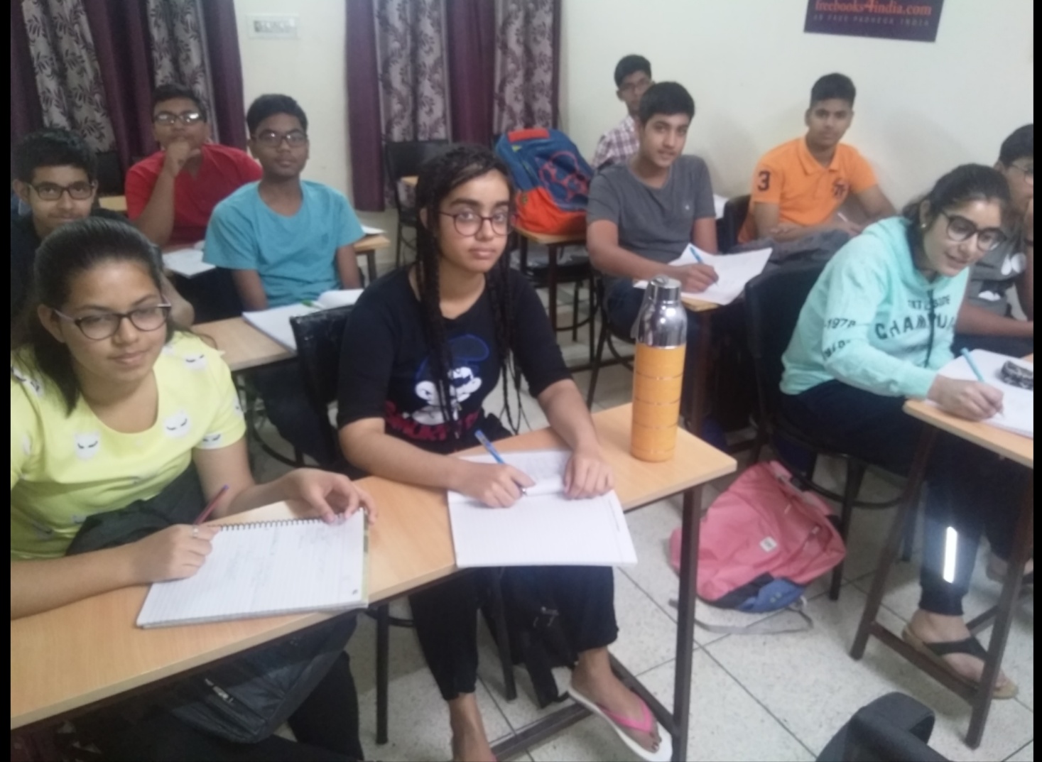 Tutor Teaching Classes of FB4i Classes - CBSE Tuition Classes for 9th,10th,11th and 12th