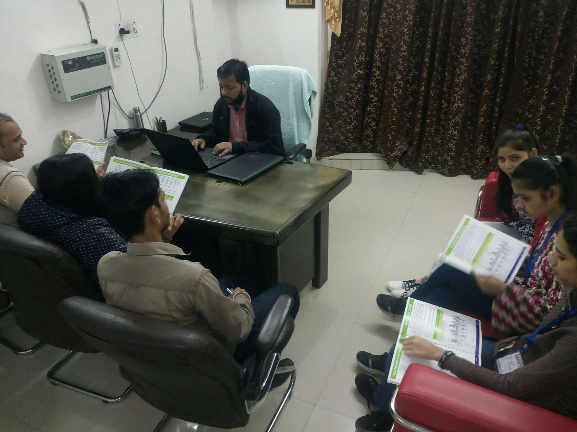Student Learning Environment of Imperial Institute Of Management & Technical Council (IIMTC)