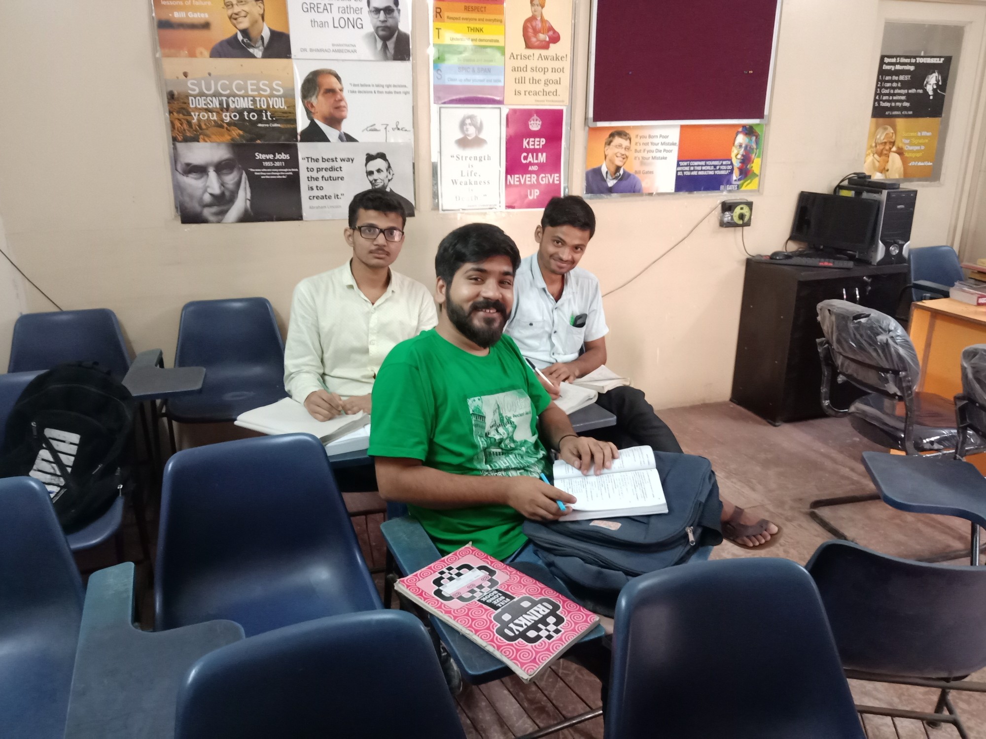 education of Kumar Institute Of Science