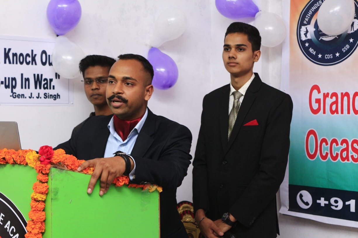Toppers’ Felicitation of Pathfinder Defence Academy Pvt. Ltd.