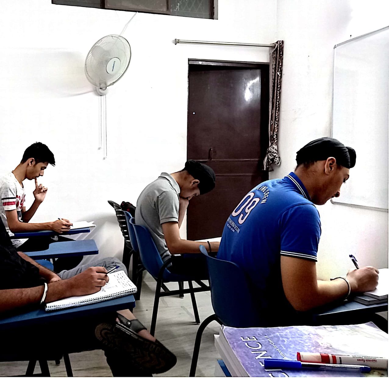 Tutor Teaching Classes of Optimize Tutorials
