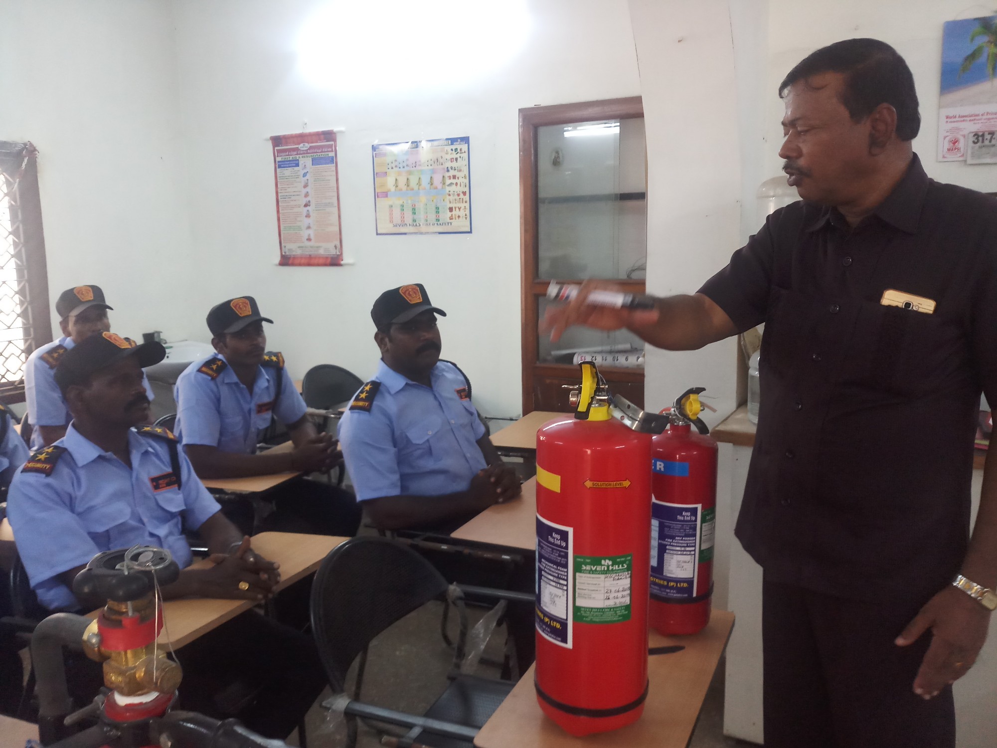 Office Guarding of Right Choice Security Force