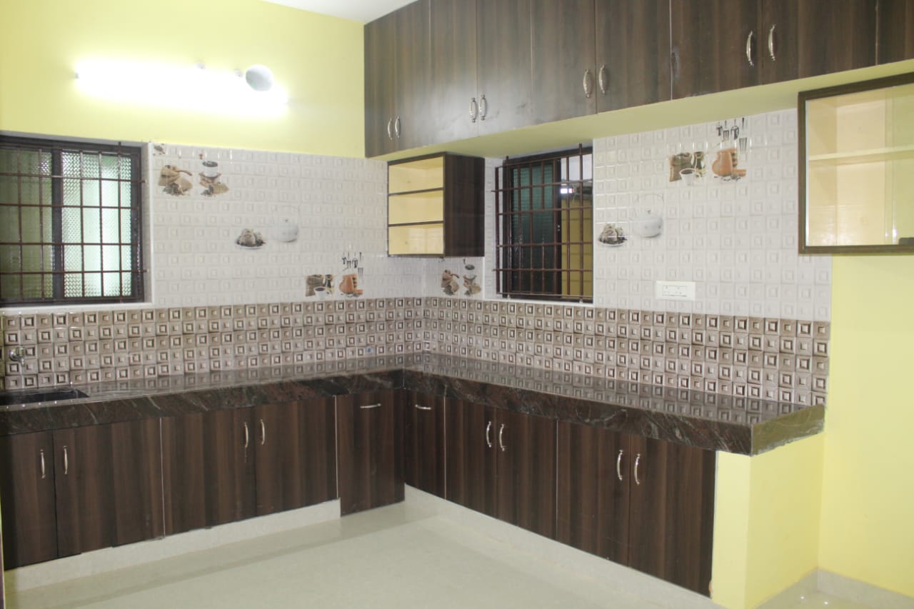 Modular Kitchen of SS Son's Constructions