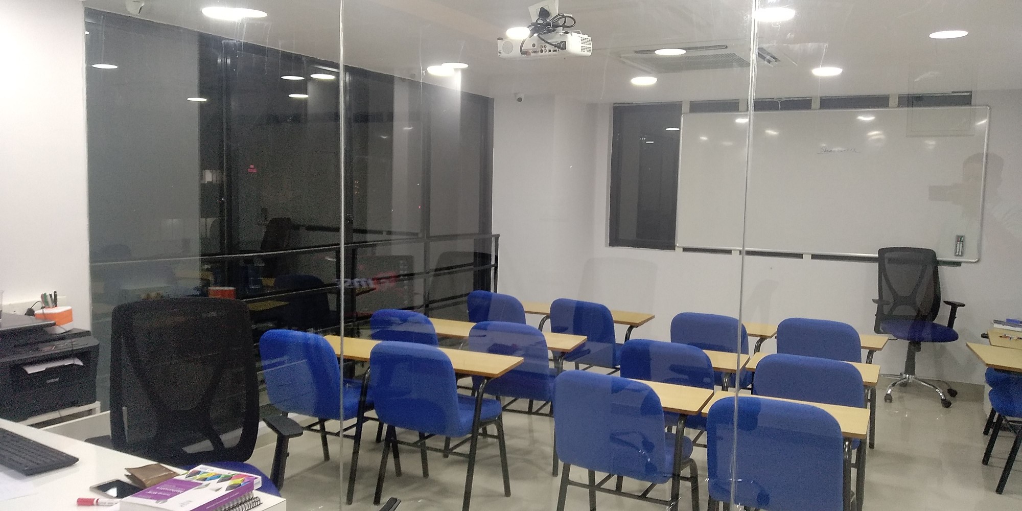 Modern Classroom of THE SMART TEST PREP