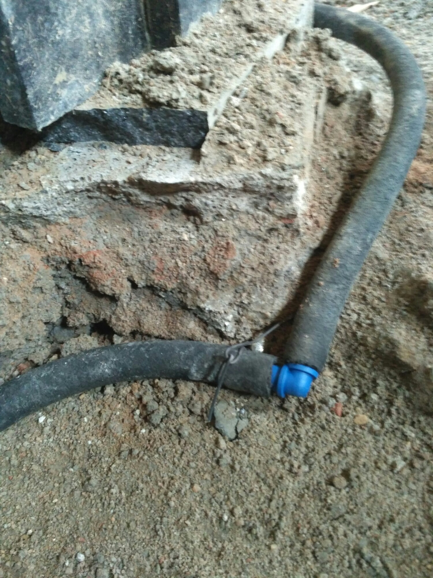 Termite Treatment of Unique pest control