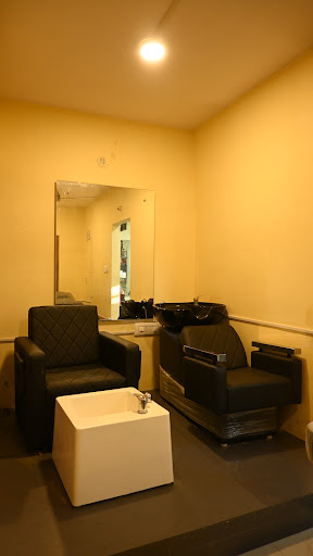 Beauty Salon image