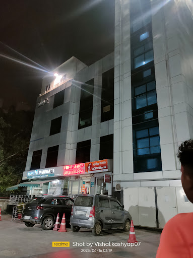 building of Deepali Eye Center (Saroj Hospital & Heart Institute)