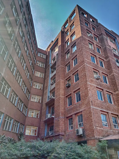 Maulana Azad Medical College & Associated Lok Nayak Hospital image
