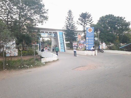 Sri Manakula Vinayagar Medical College and Hospital image
