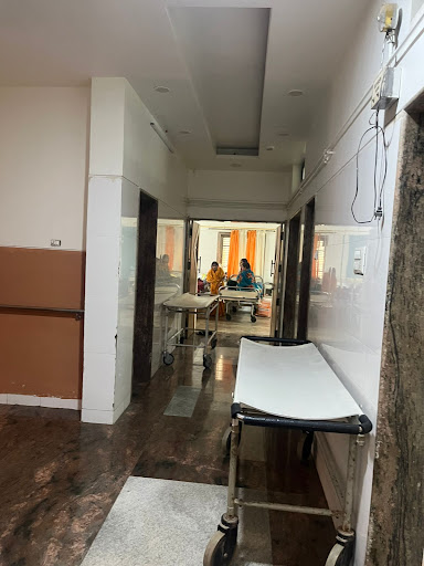 Shri Kripalu Hospital image
