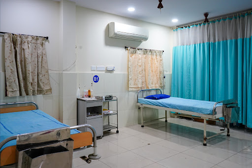 Emergency hospital image