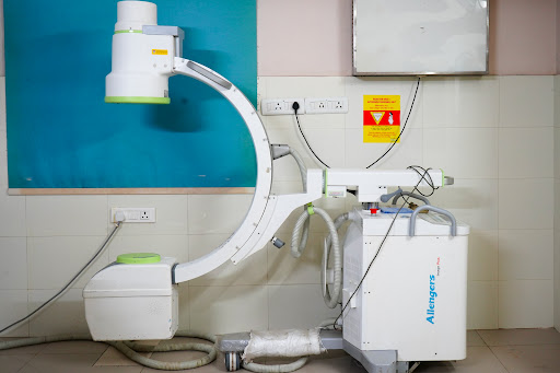 Emergency hospital image