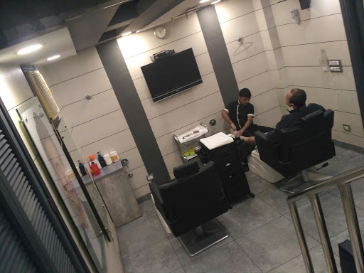 Manicure & Pedicure Lounge of Prince & Princess Unisex Salon
