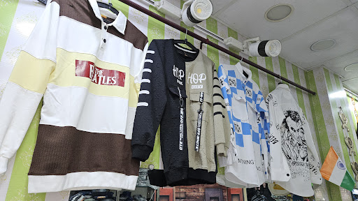 Fashion Street Collection image