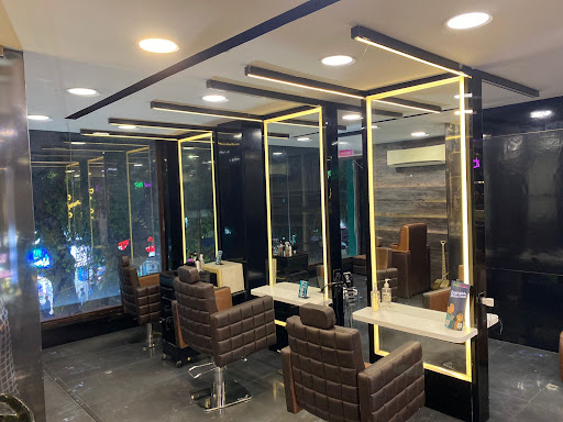 Hair Styling Zone of Green Trends Unisex Hair & Style Salon Trends Invogue Pvt Ltd
