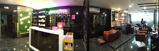 Reception Area of Green Trends Unisex Hair & Style Salon Trends Invogue Pvt Ltd
