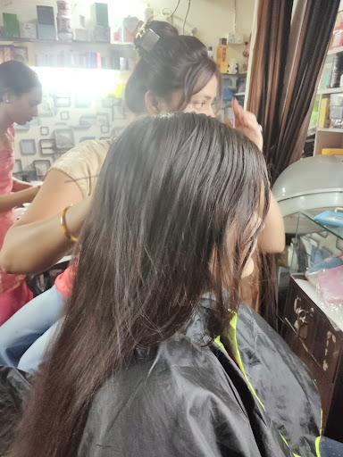 TRIPTI BEAUTY PARLOUR image